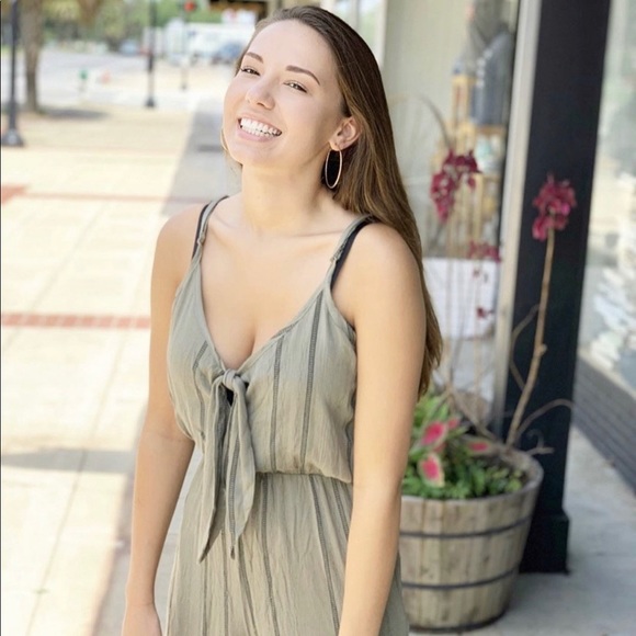 Olive Jumpsuit - Picture 3 of 3